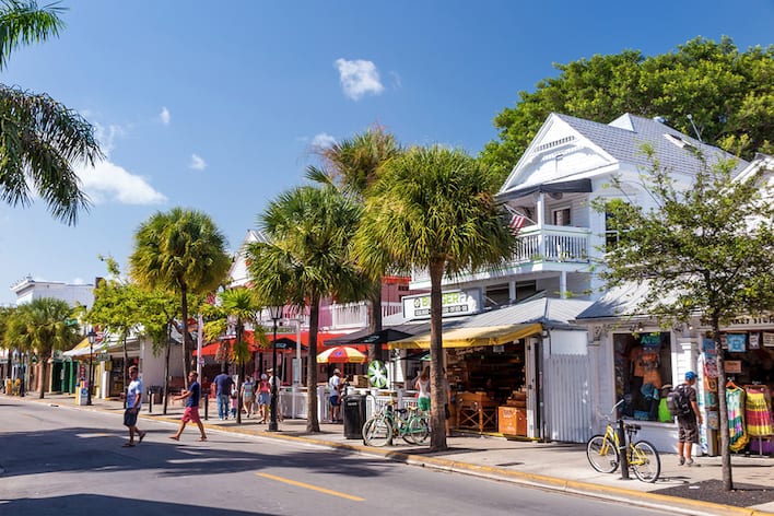 best places to live in florida for singles over 50